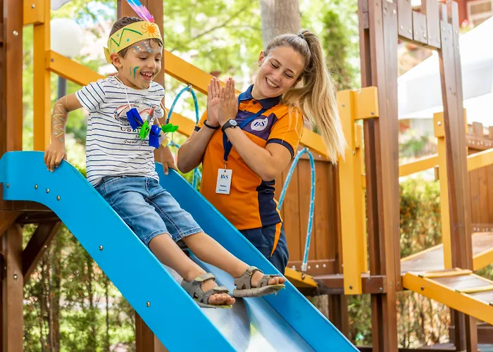 Asteria Family Sunny Хотел 4*