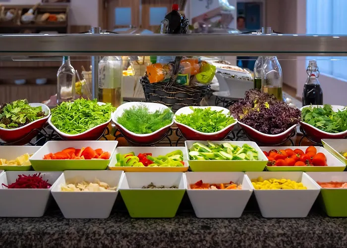 Asteria Family Sunny 酒店 阳光海滩