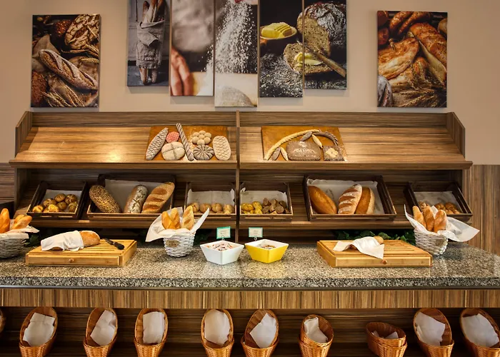 酒店 Asteria Family Sunny 4*