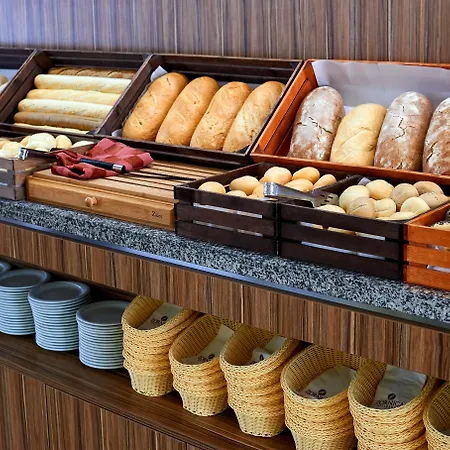 Asteria Family Sunny Hotel 4*