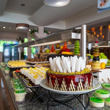 מלון Asteria Family Sunny 4*