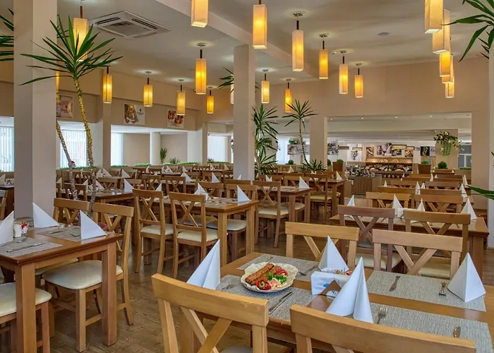 Asteria Family Sunny Hotel 4*